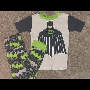 Size 6 Boys Batman Pajamas